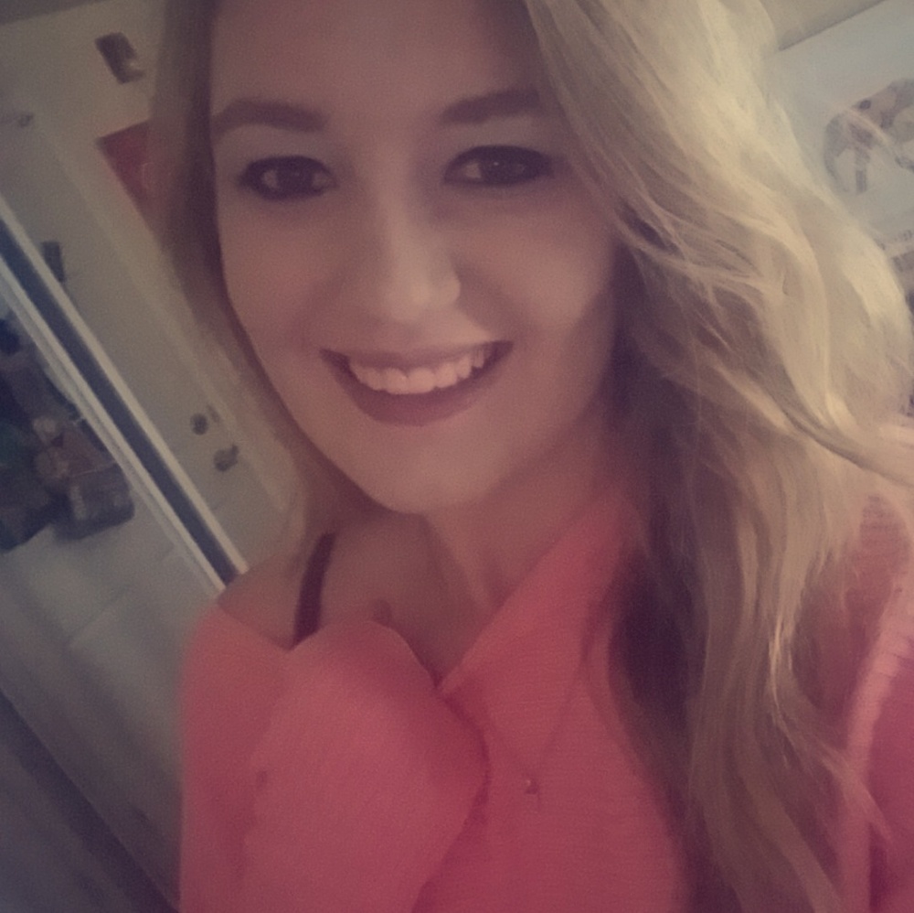 Meet your Posher, Amy